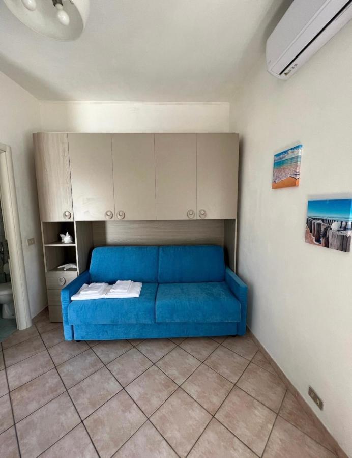 Villa Pisola Fiumicino Airport - Seafront المظهر الخارجي الصورة