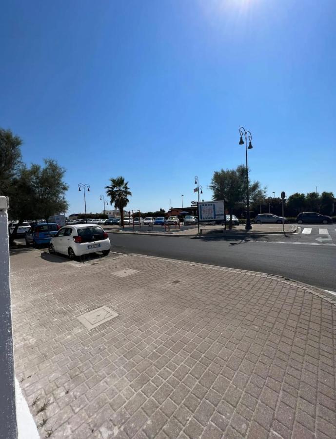Villa Pisola Fiumicino Airport - Seafront المظهر الخارجي الصورة
