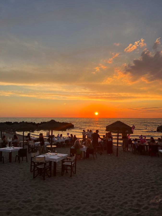 Villa Pisola Fiumicino Airport - Seafront المظهر الخارجي الصورة